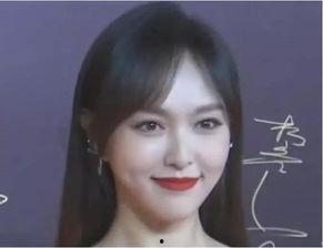 明星网红签名怎么写好看,如何打造个性签名，让你的名字熠熠生辉