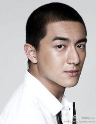 草原明星网红男是谁,他是谁？