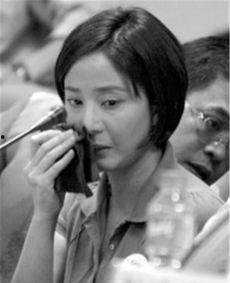 明星网红被当街骂视频,明星网红遭遇当众斥责，现场视频引发热议