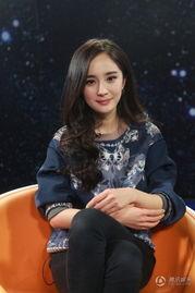小女孩明星网红唱歌,网红小女孩演绎动人歌曲