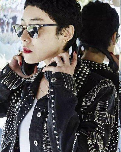 女明星网红和男的,网红女明星与神秘男士的浪漫邂逅