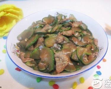今日晚餐茭瓜炒肉