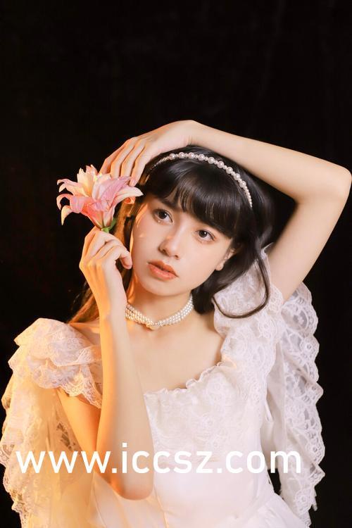 黑料门独家爆料吃瓜,揭秘娱乐圈惊天秘密，吃瓜群众纷纷围观