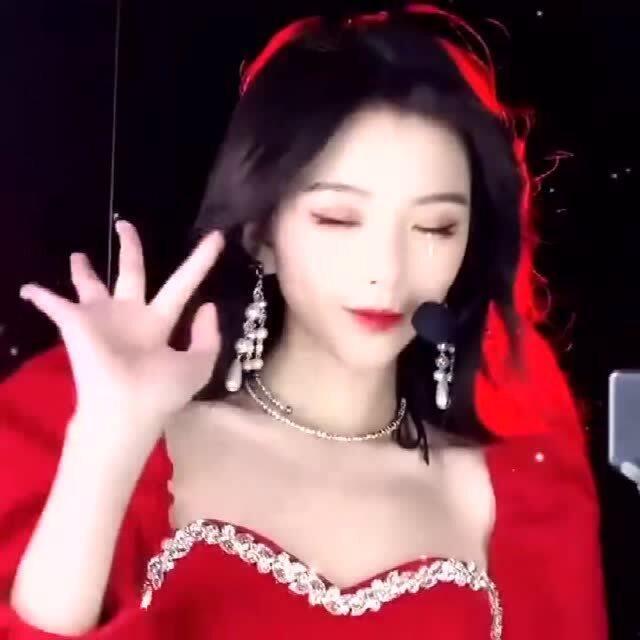 明星网红走t台了吗,时尚盛宴精彩纷呈