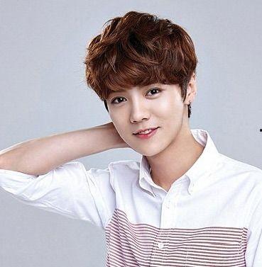 好看的头像明星网红男,当红明星、网红男生头像大集合