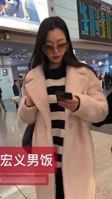 拍照偶遇明星网红是谁,镜头下的惊喜瞬间