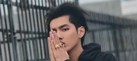 塌房的明星网红总结,揭秘娱乐圈的暗流涌动