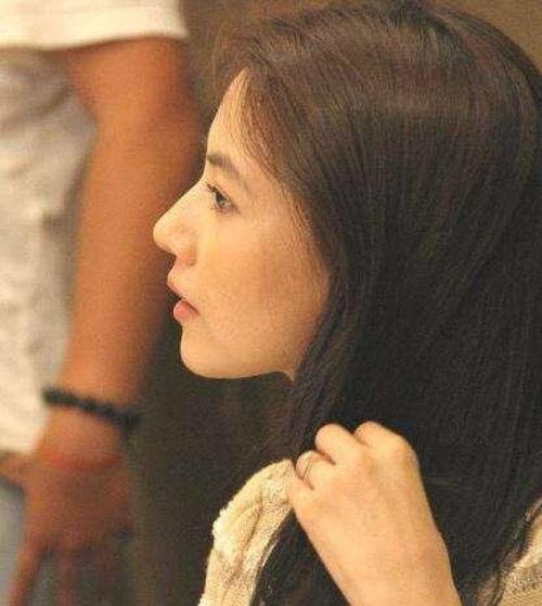 女明星网红侧脸照,美颜滤镜下的绝世容颜