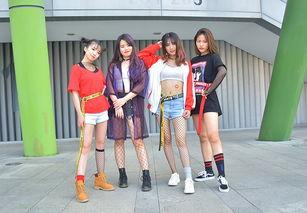 明星网红舞男女合拍视频,舞动青春合拍视频惊艳亮相