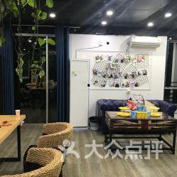 明星网红造型店铺设计,时尚造型店铺设计揭秘